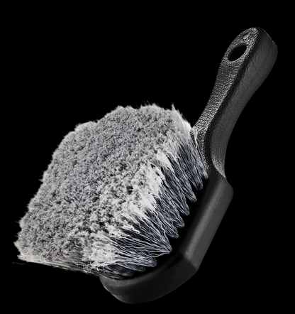 Wheel and engine brush